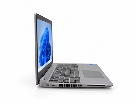 LAPTOP - Dell Latitude 5530 - Core i7 12va GEN, 16 GB RAM, 240 GB SSD, 14" Touch