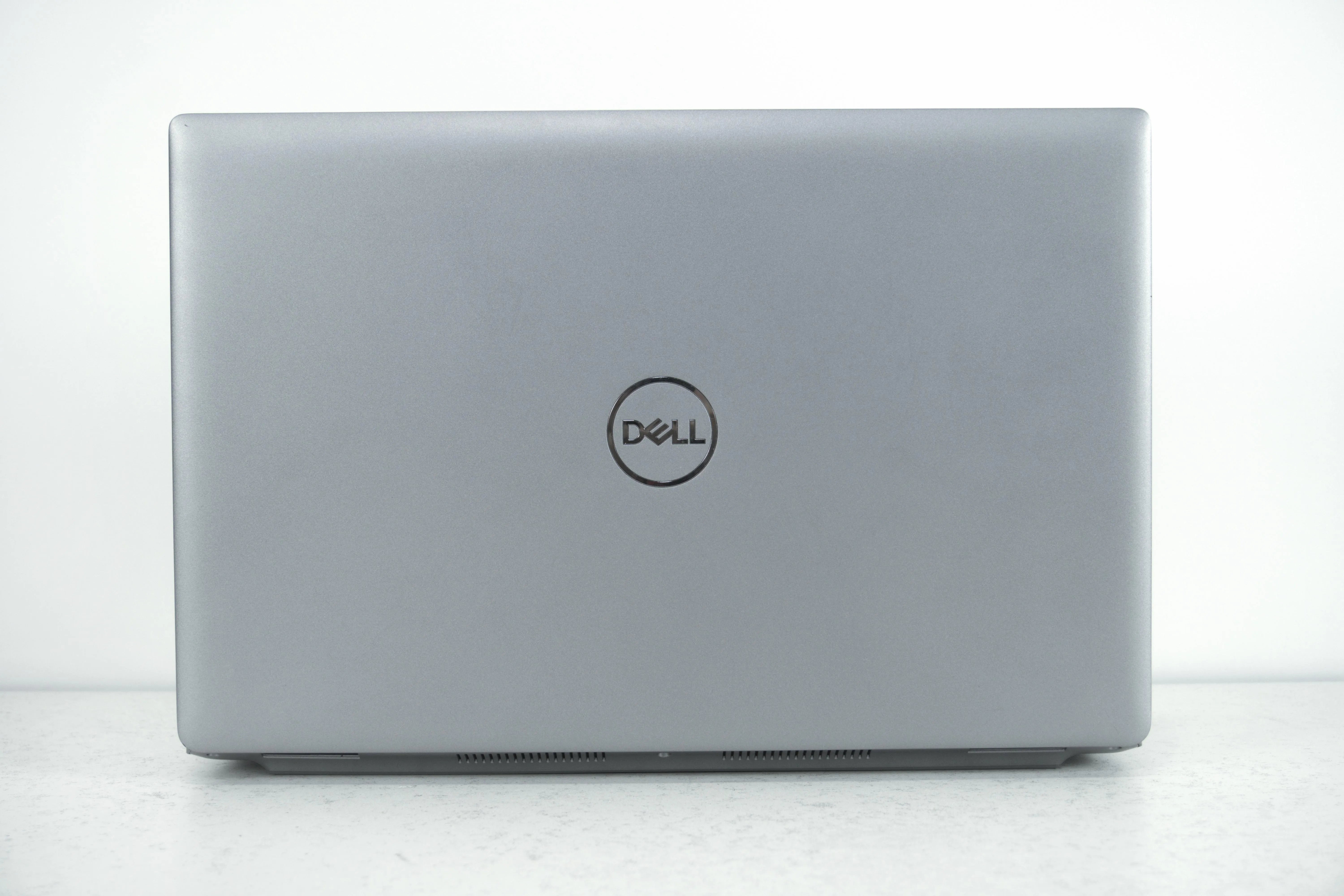 Laptop - Dell Precision 3561 | i7 11va Gen. | 32 GB RAM | 1 TB SSD | 4 GB VIDEO | 15.6"
