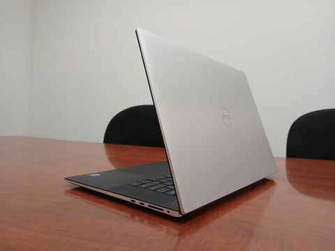 LAPTOP UNICA - Dell XPS 17 9720 - Intel Core i9, 32GB RAM, 2TB SSD, RTX 3060, 4K TOUCH"