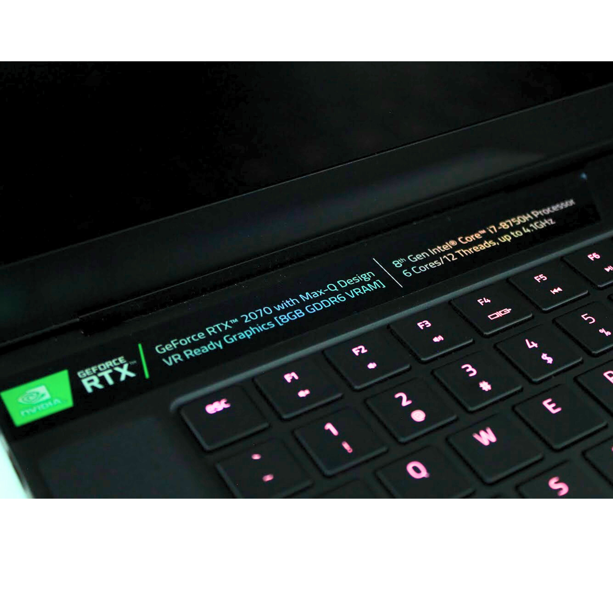 LAPTOP - RAZER BLADE 15 - i7 8va Gen. 16 GB DDR, 256 GB SSD, 8 GB GDDR6, NVIDIA GeForce RTX 2070, 15”